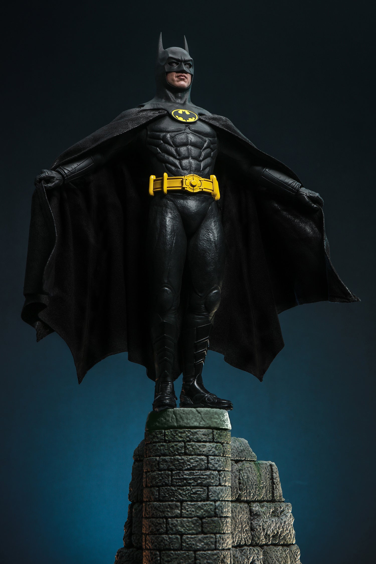 Batman 1989 (Deluxe Version) Sixth Scale Figure