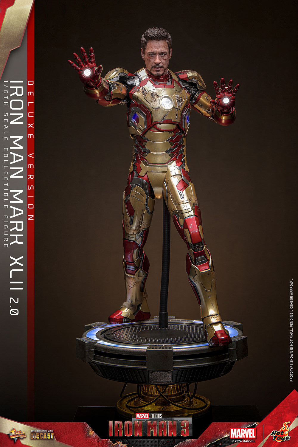Iron Man Mark XLII (2.0) Deluxe Sixth Scale Figure