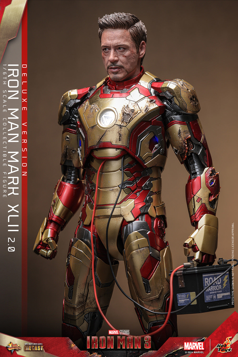 Iron Man Mark XLII (2.0) Deluxe Sixth Scale Figure