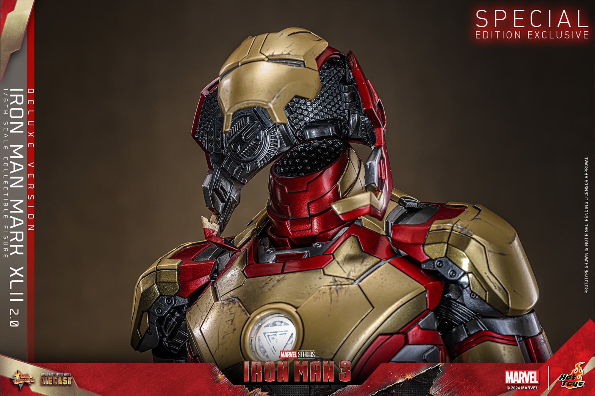 Iron Man Mark XLII (2.0) Deluxe Sixth Scale Figure