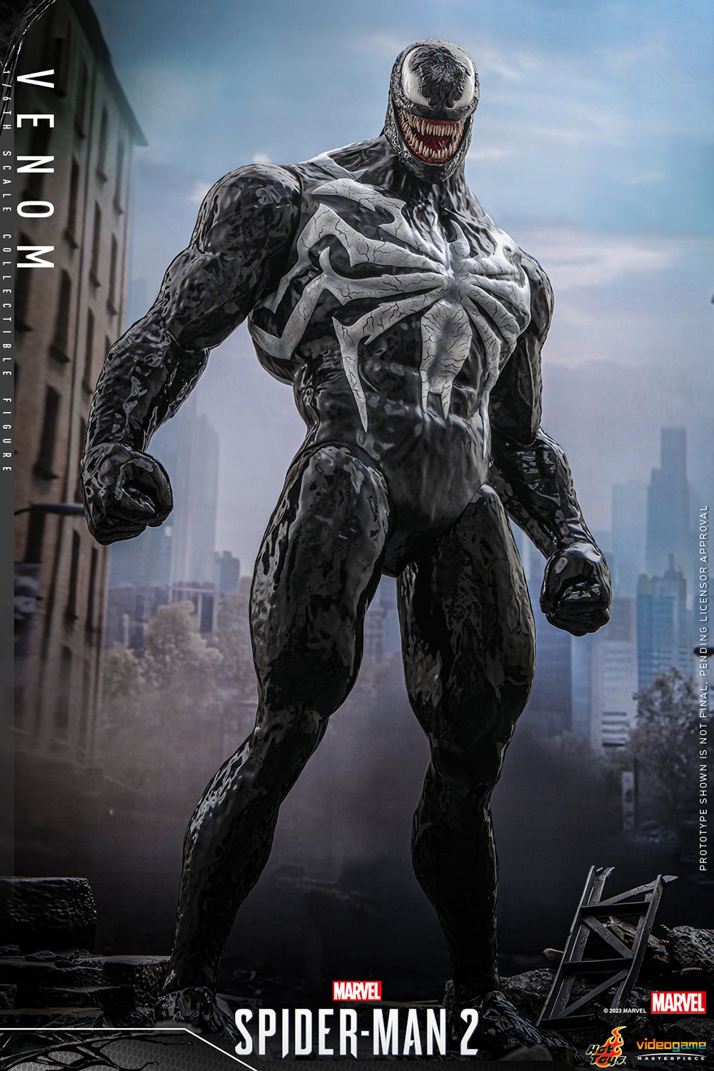 Venom - Spider-Man 2 -  Sixth Scale Figure
