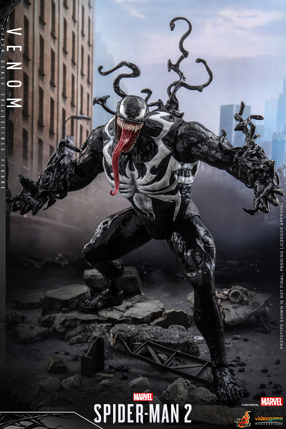 Venom - Spider-Man 2 -  Sixth Scale Figure