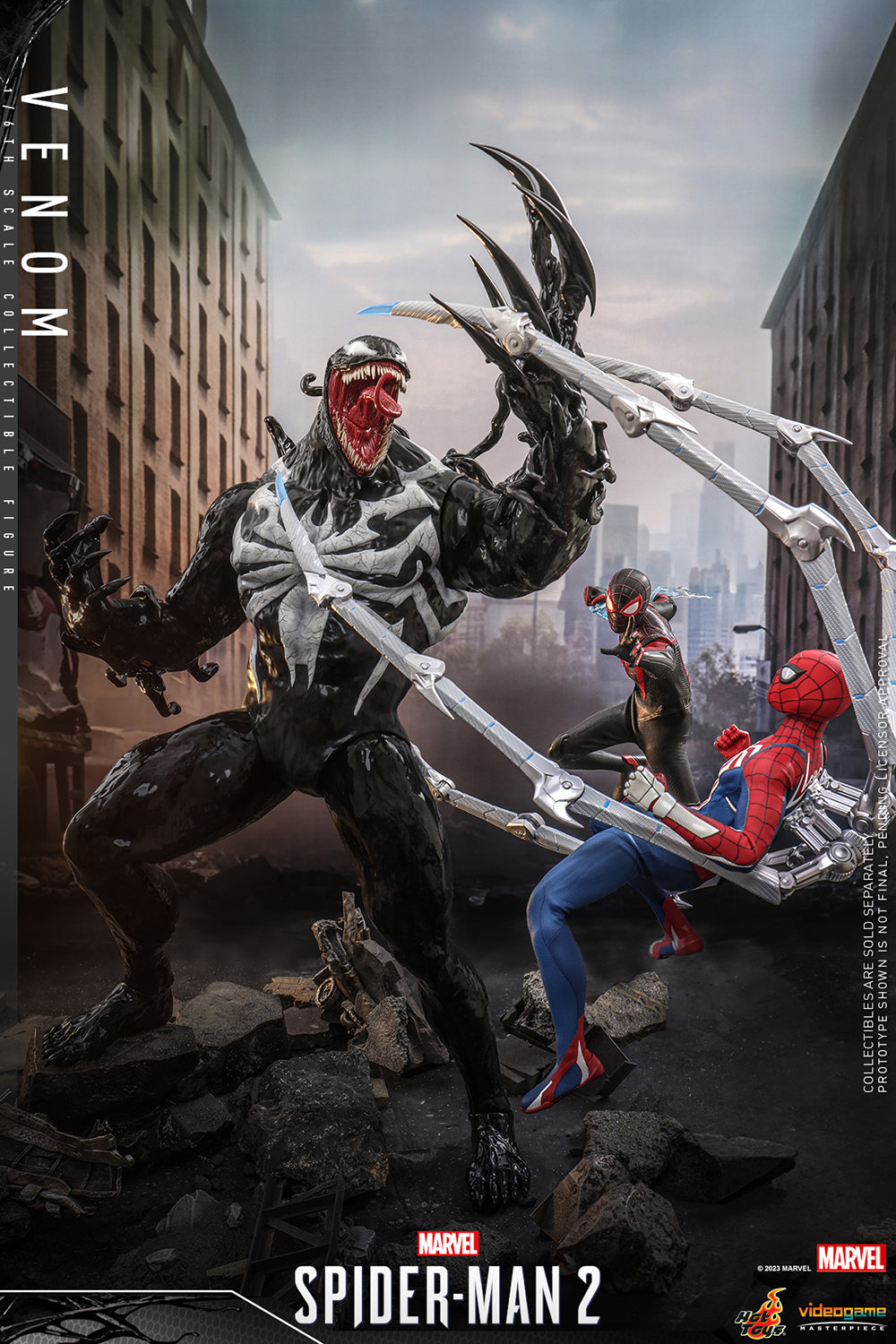 Venom - Spider-Man 2 -  Sixth Scale Figure