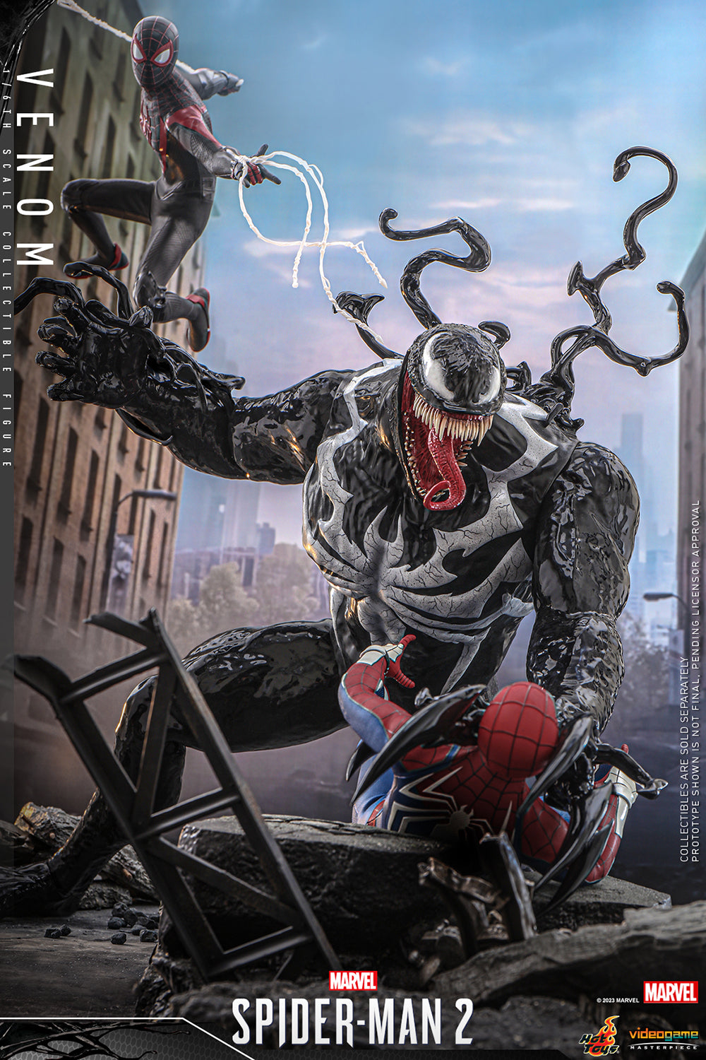 Venom - Spider-Man 2 -  Sixth Scale Figure