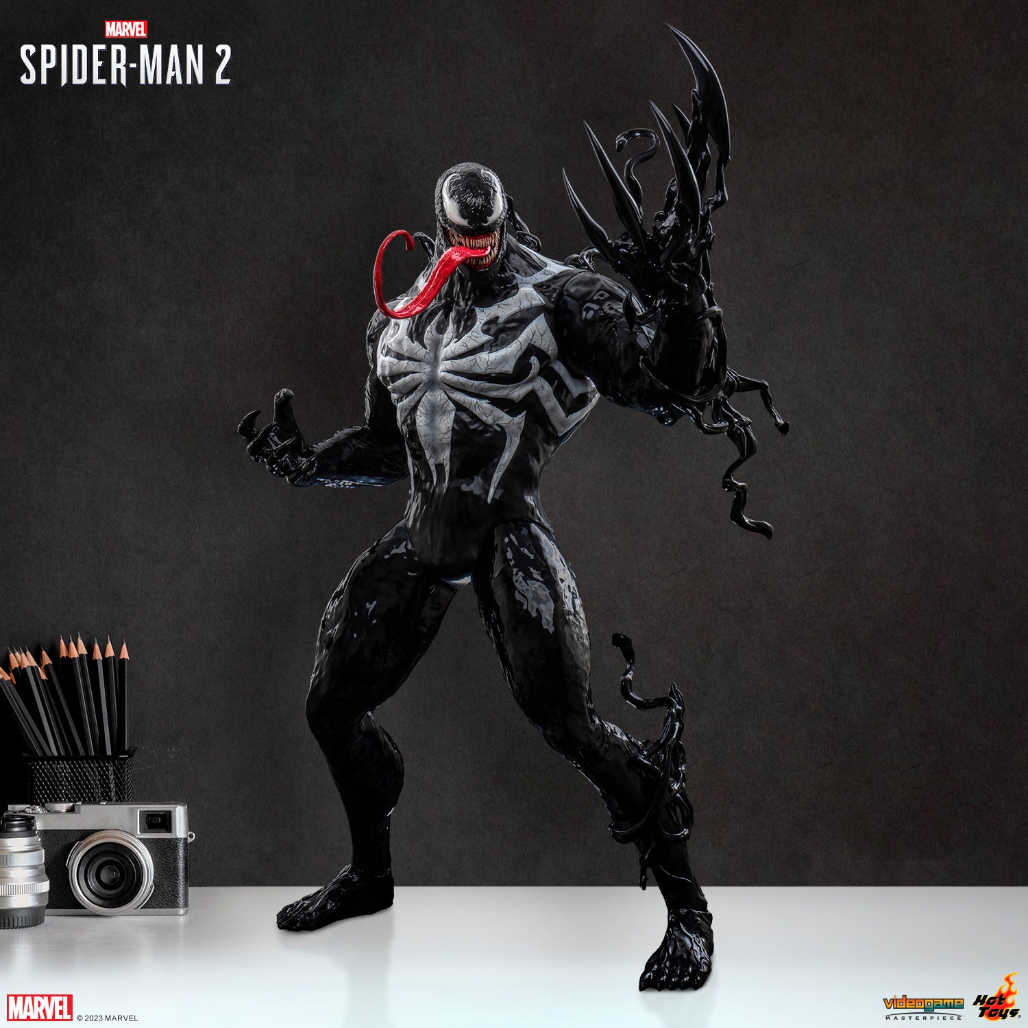 Venom - Spider-Man 2 -  Sixth Scale Figure
