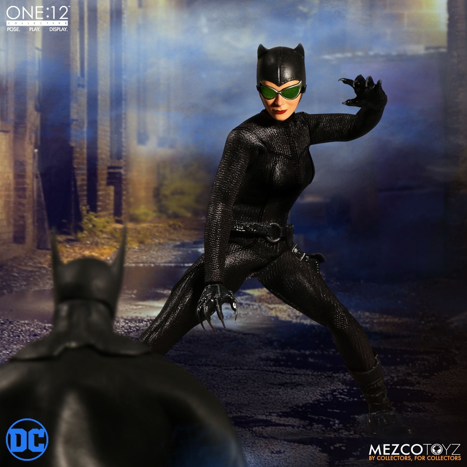 Mezco CATWOMAN One:12 Collective DC Universe Action Figure - Collectors Row Inc.
