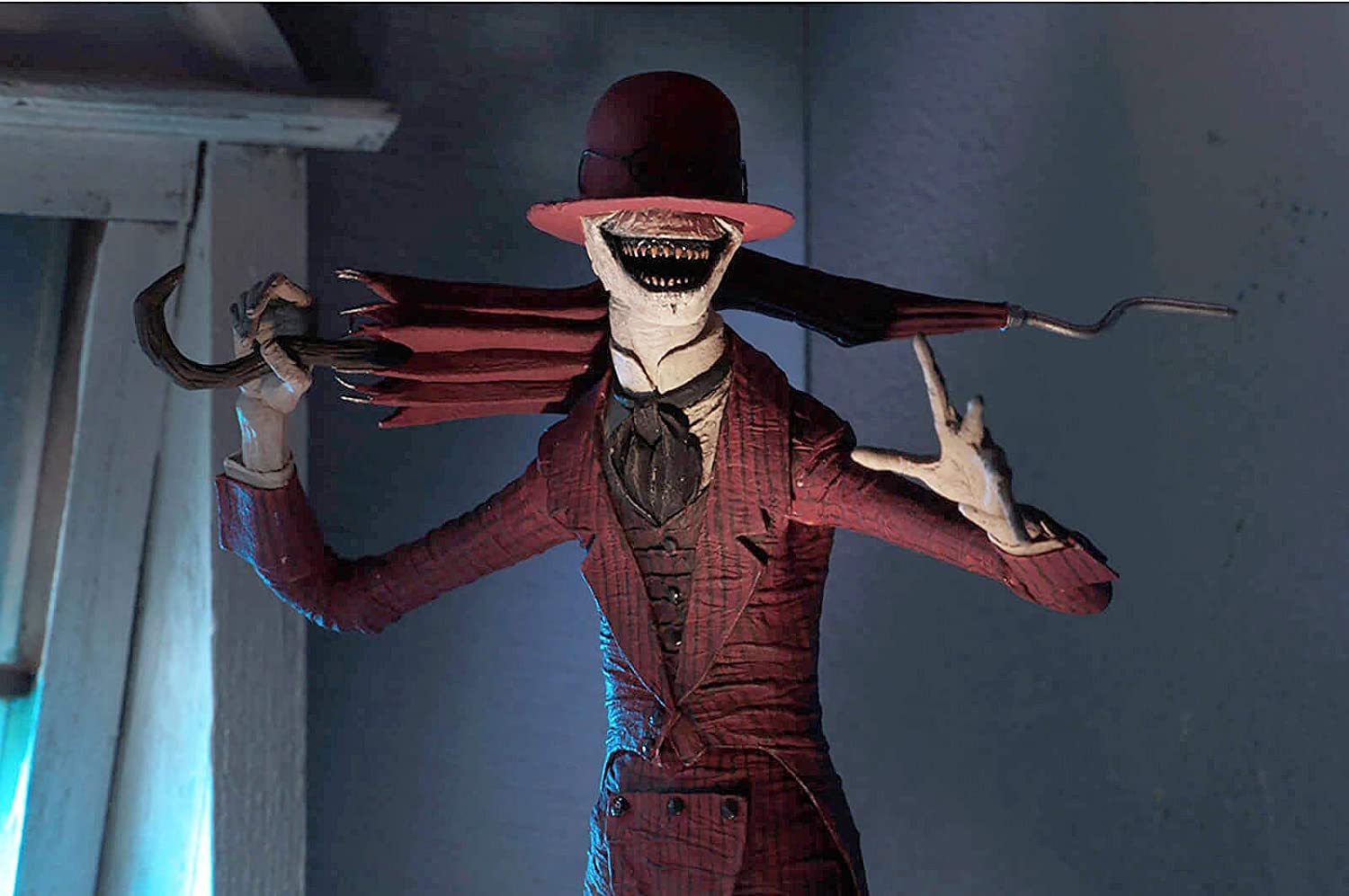 NECA The Conjuring Universe - 7&quot; Scale Action Figure - Ultimate Crooked Man - Collectors Row Inc.