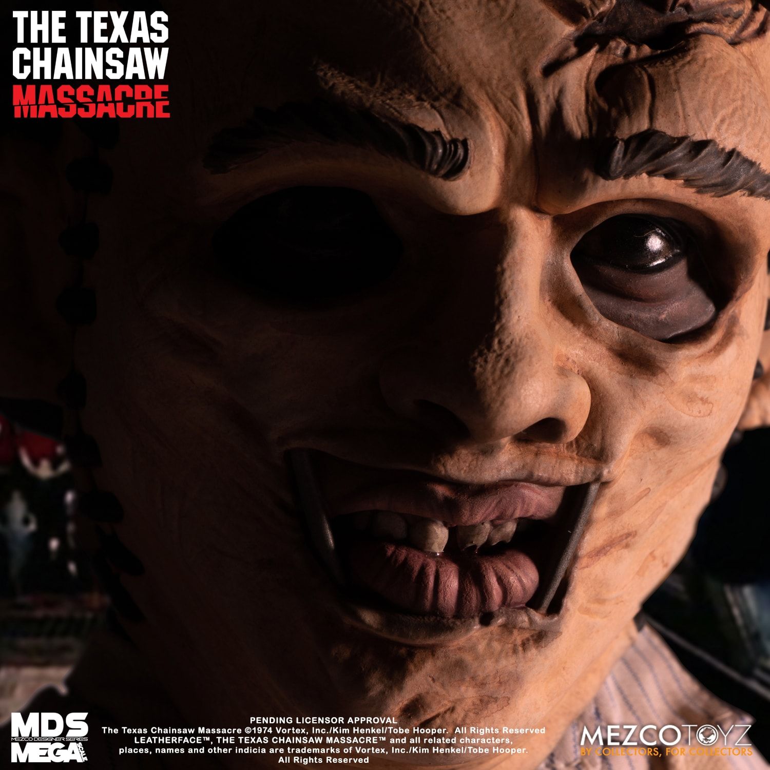 The Texas Chainsaw Massacre 1974 Leatherface MDS Mega Scale Figure with Sound