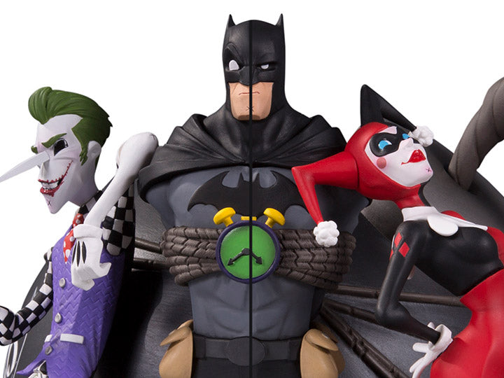 Batman DC Collectibles The Joker & Harley Quinn Bookend Set - Collectors Row Inc.