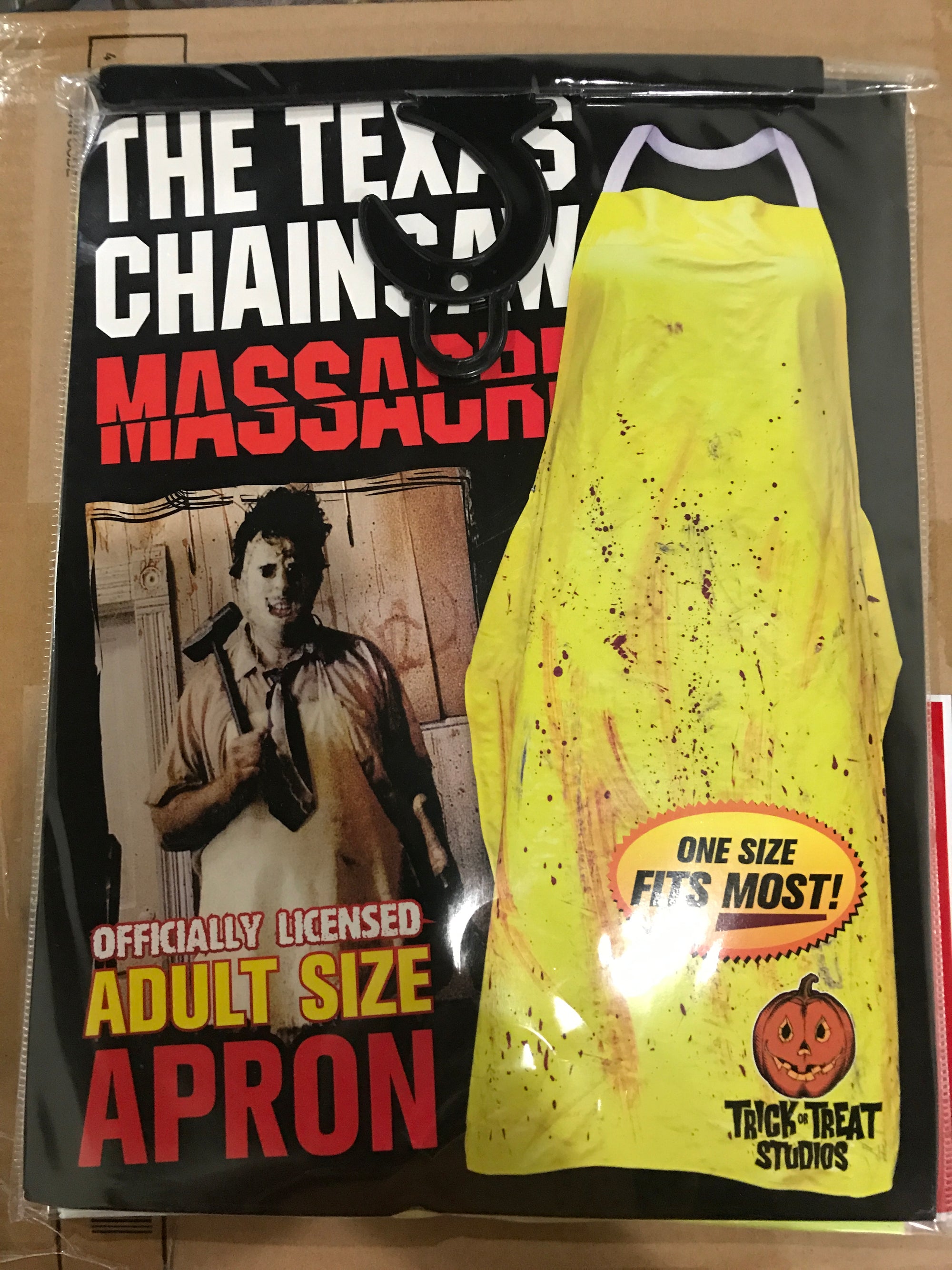 Texas Chainsaw Massacre Leatherface Apron Adult by Trick or Treat Studios - Collectors Row Inc.
