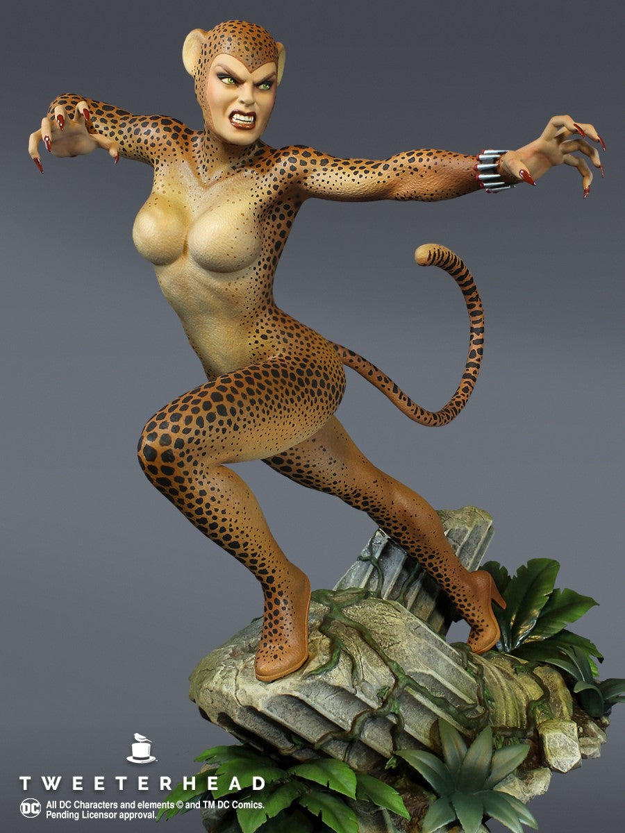 Cheetah Exclusive Super Powers Maquette