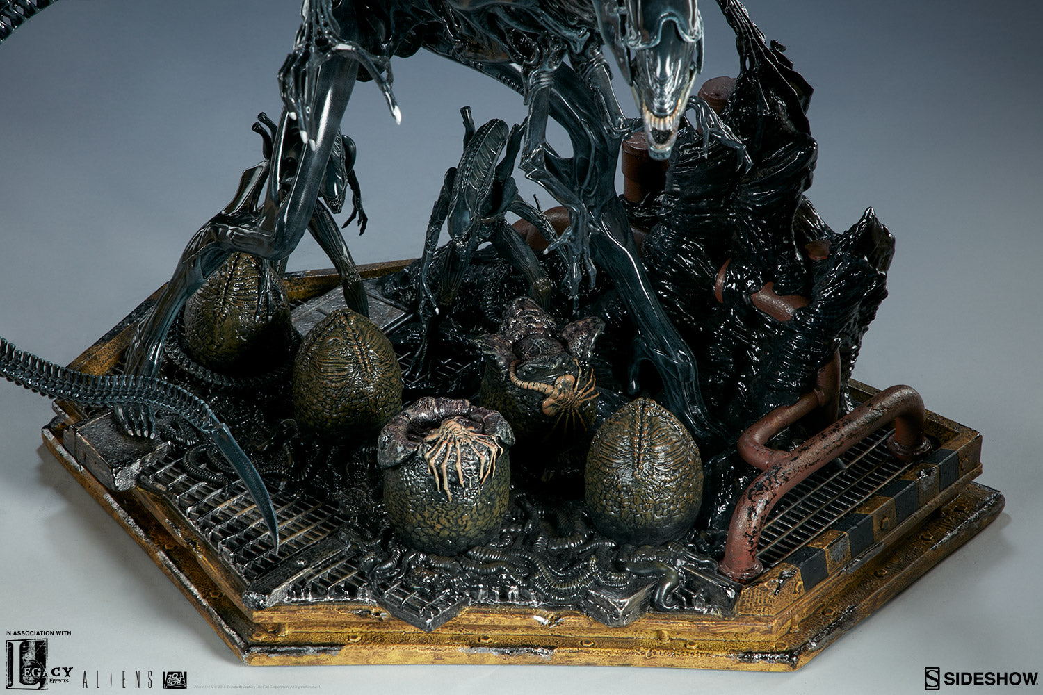 Alien Queen Maquette Legacy Effects Statue by Sideshow Collectibles - Collectors Row Inc.