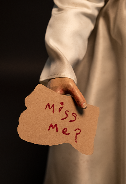 The Conjuring Annabelle One to One Scale Doll by Trick or Treat Studios - Collectors Row Inc.