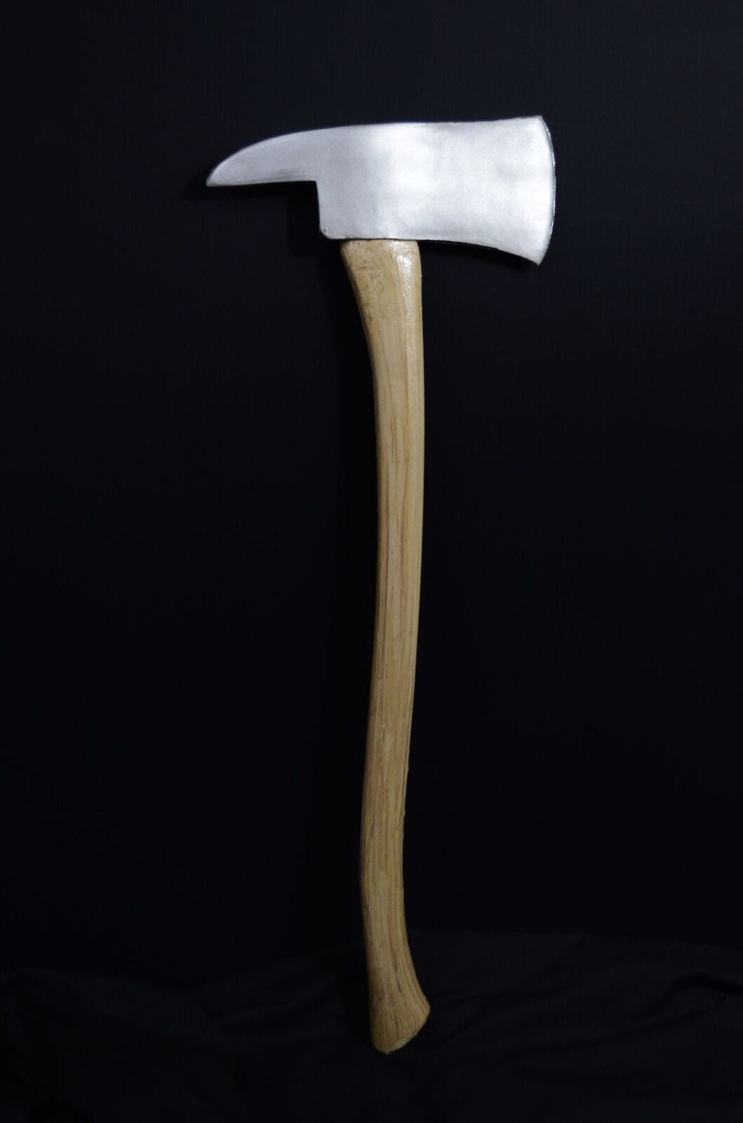 Jack Torrance The Shinning Axe Prop Replica by Trick or Treat