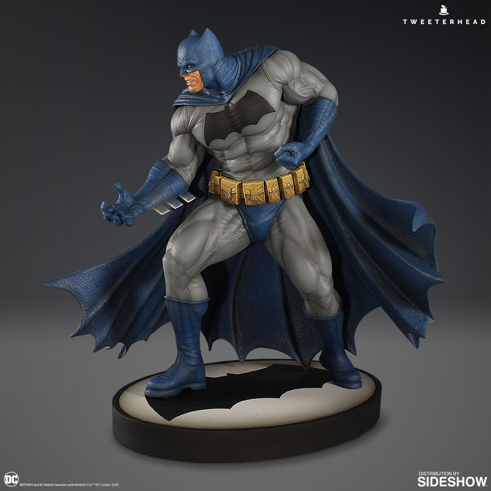 Batman Dark Knight Maquette - Collectors Row Inc.