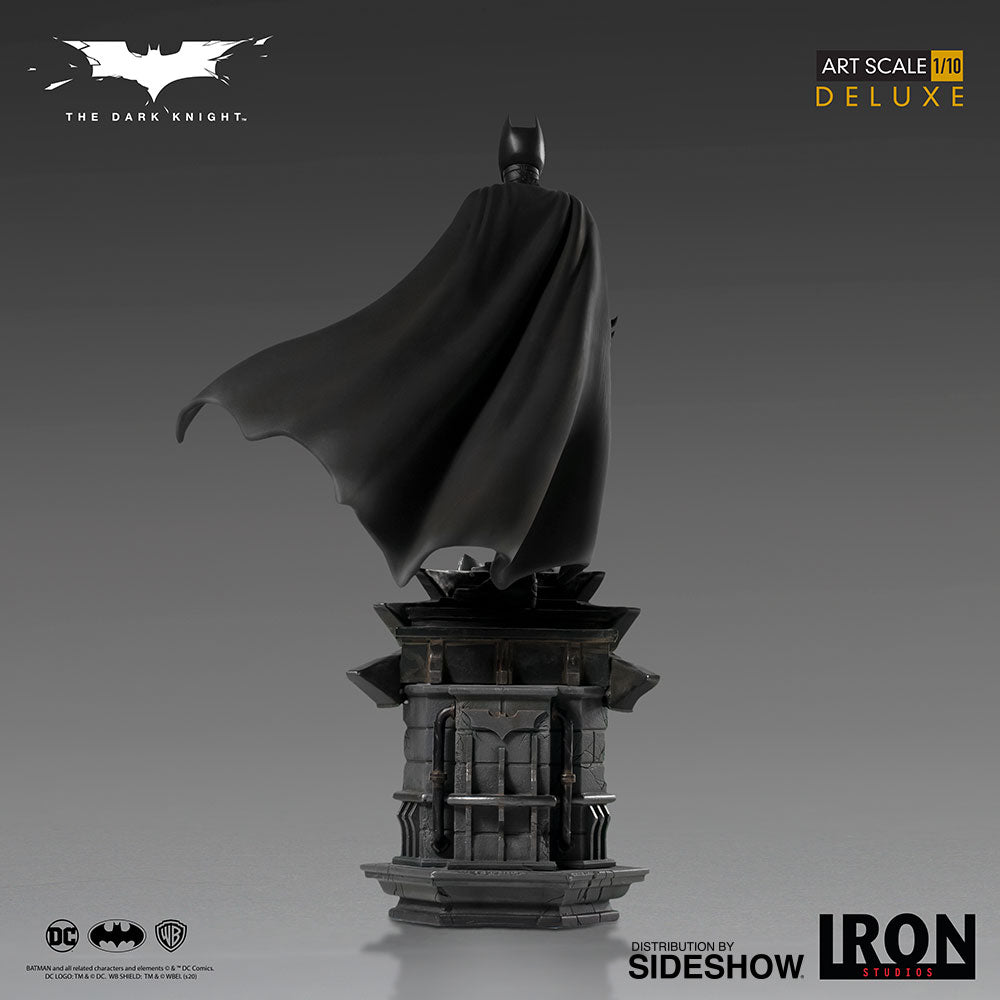 Batman Dark Knight Deluxe Art Scale Statue