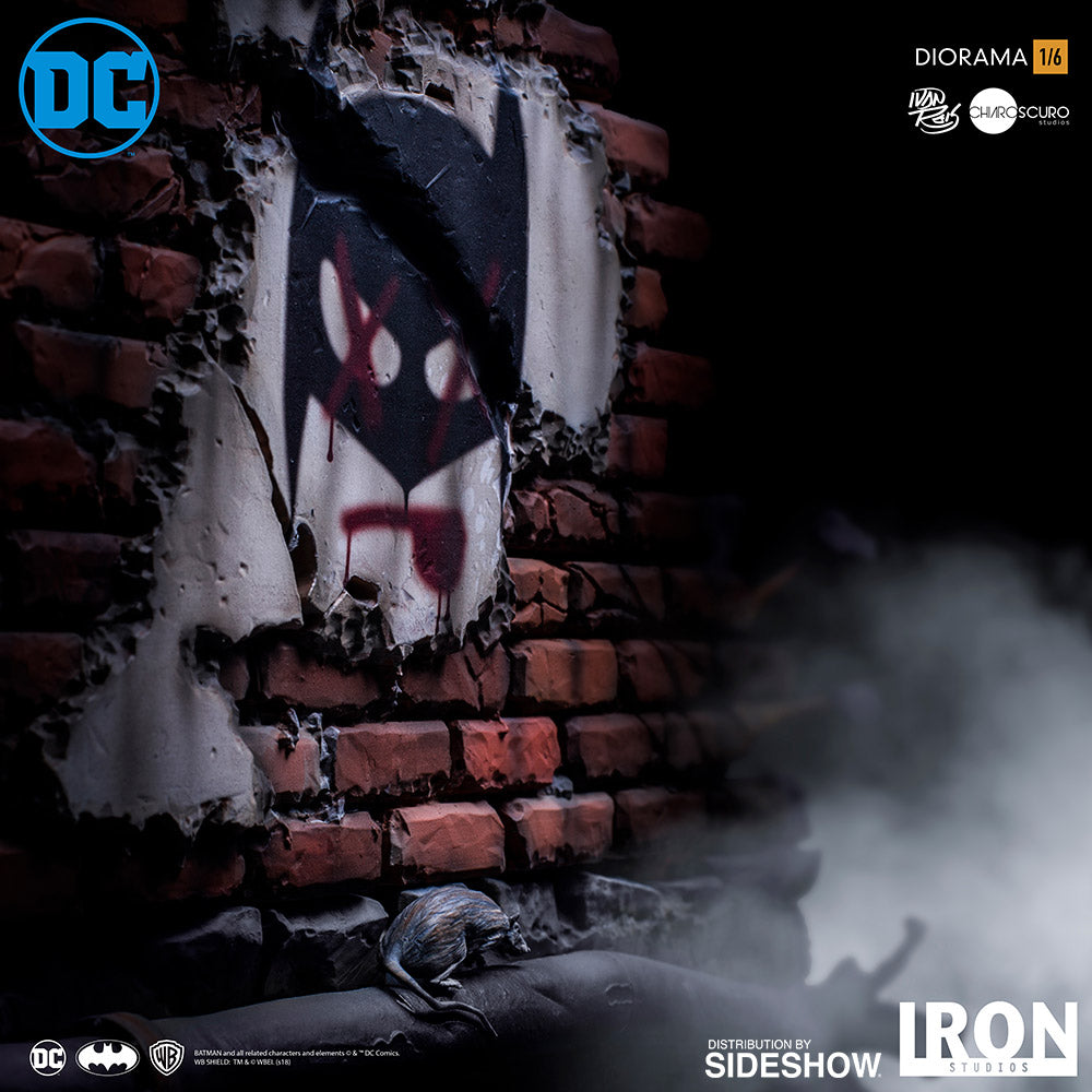 Batman Vs The Joker Sixth Scale Diorama - Collectors Row Inc.