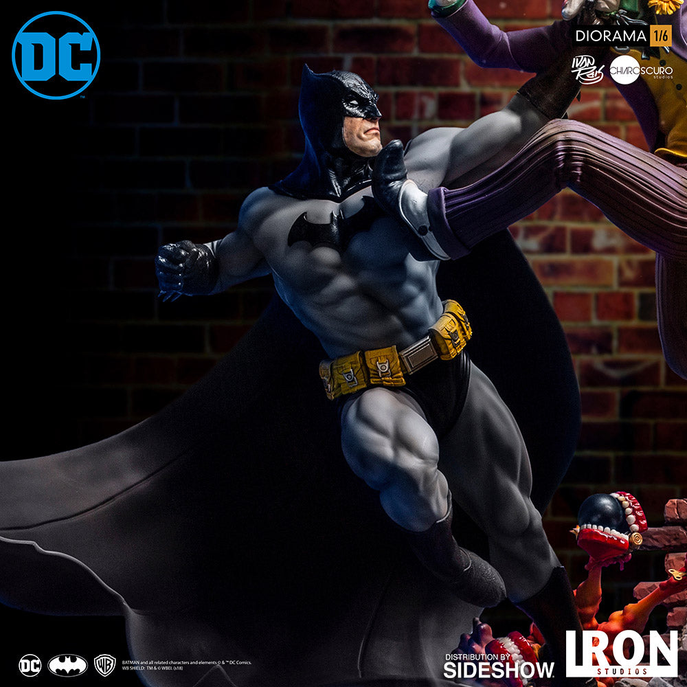 Batman Vs The Joker Sixth Scale Diorama - Collectors Row Inc.