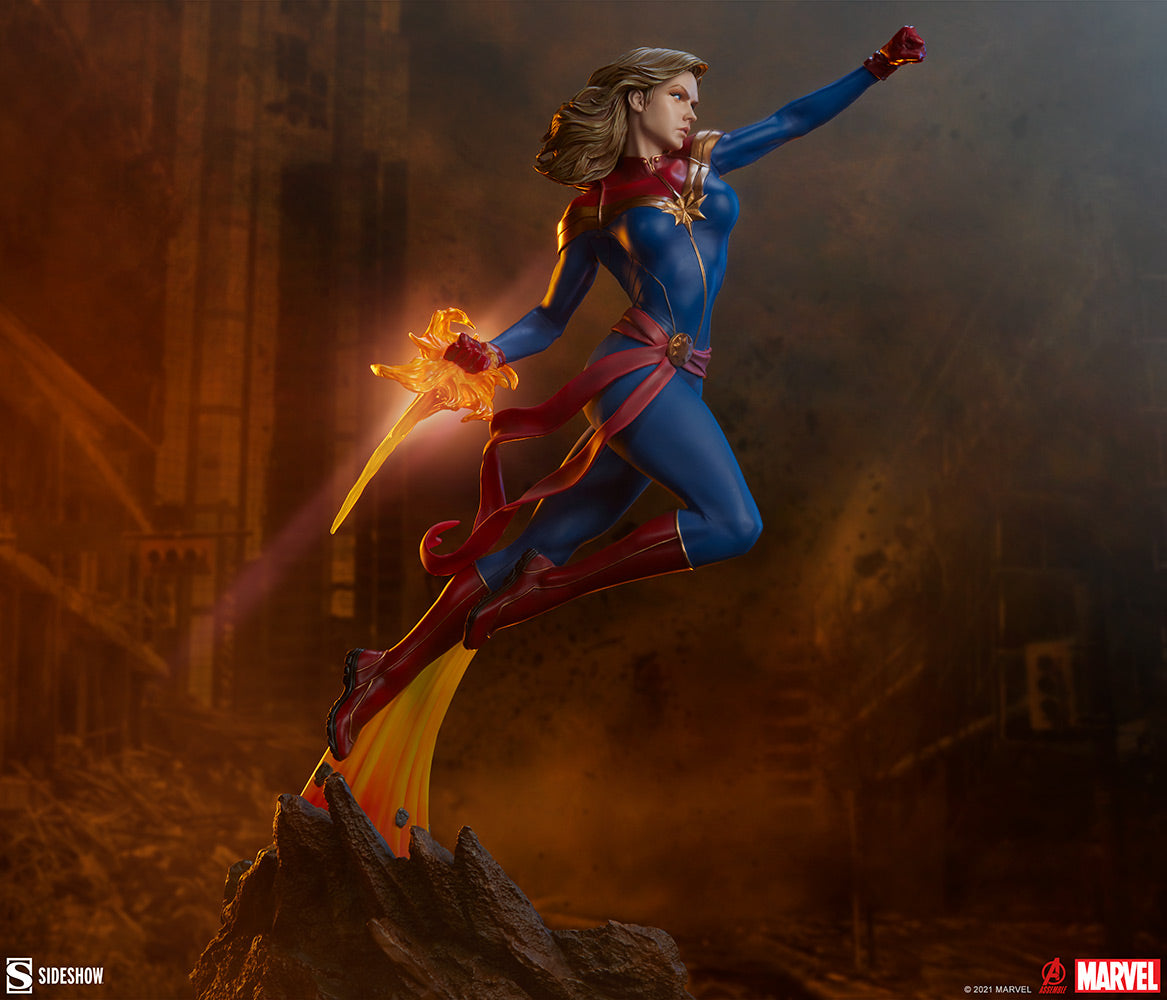 Captain Marvel Statue