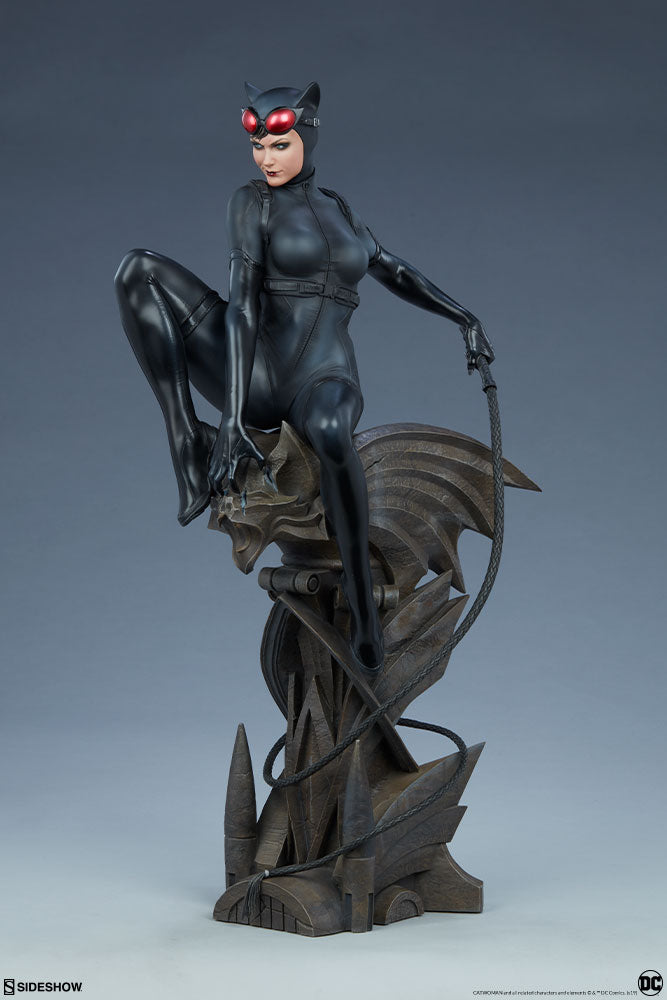 Catwoman DC Comics Premium Format Figure by Sideshow Collectibles - Collectors Row Inc.