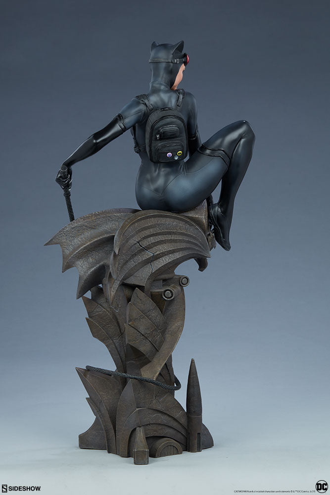 Catwoman DC Comics Premium Format Figure by Sideshow Collectibles - Collectors Row Inc.