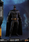 Hot Toys Batman Deluxe Justice League - Movie Masterpiece Series - Sixth Scale Figure - Collectors Row Inc.
