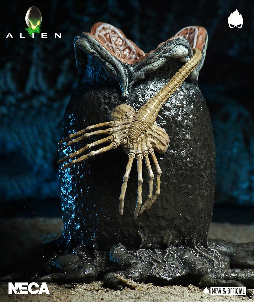 Alien - 7&quot; Scale Action Figure - Ultimate 40th Anniversary Big Chap