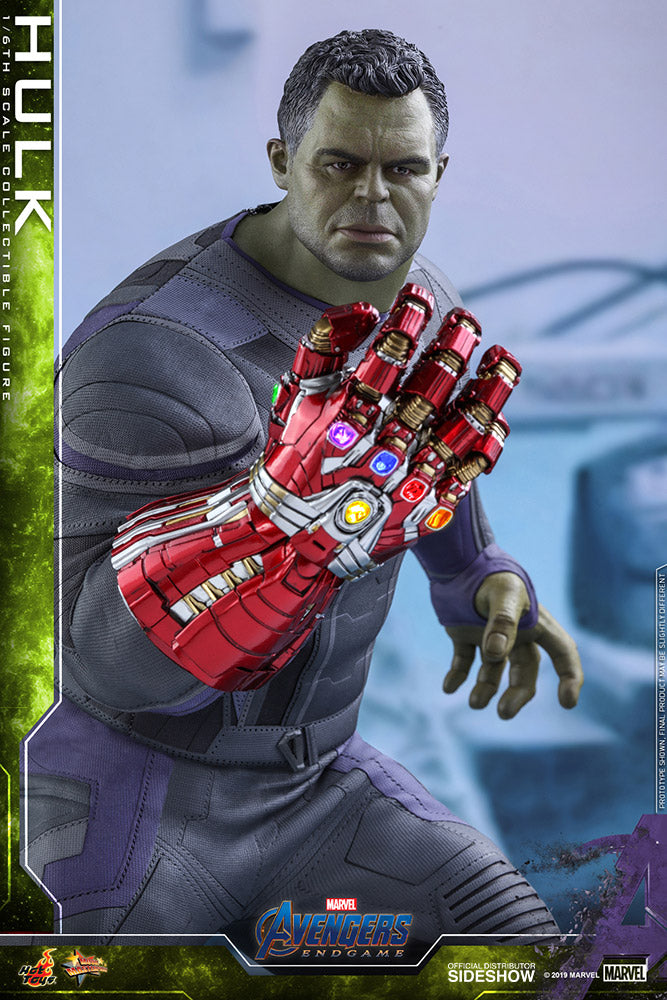 Hot Toys Hulk Avengers: Endgame Sixth Scale Figure - Collectors Row Inc.