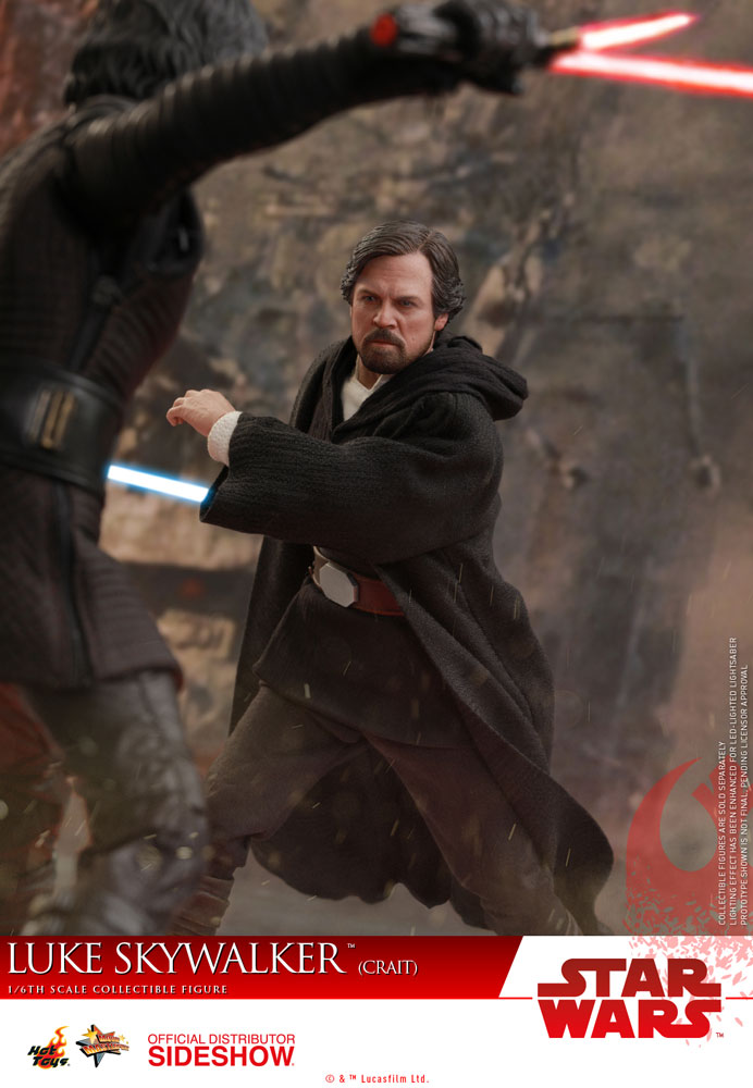 Hot Toys Star Wars Episode VIII The Last Jedi Luke Skywalker (Crait) 1/6 Scale Action Figure - Collectors Row Inc.