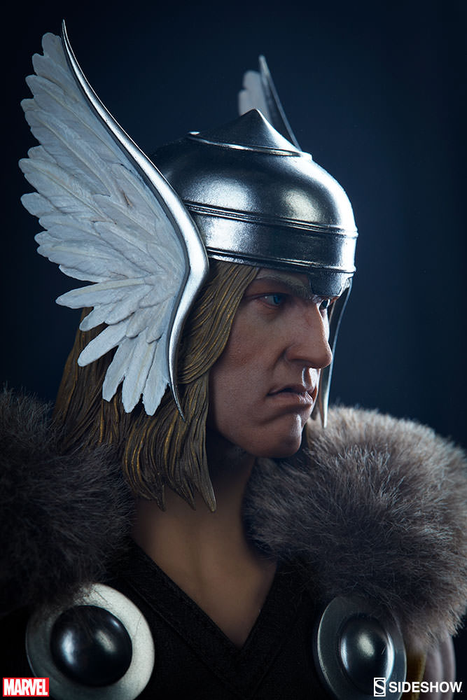 Thor Sixth Scale Figure by Sideshow Collectibles - Collectors Row Inc.