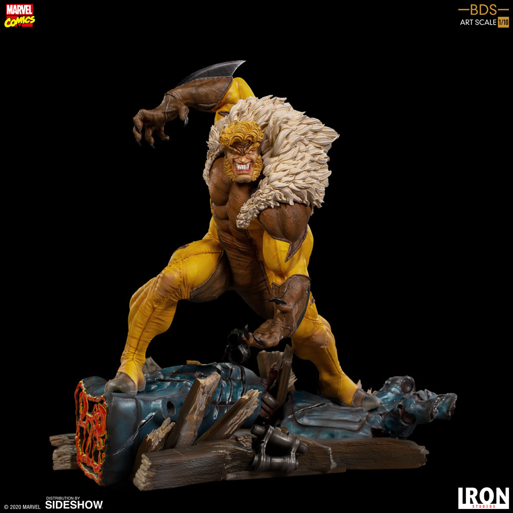 Sabretooth X-Men Statue