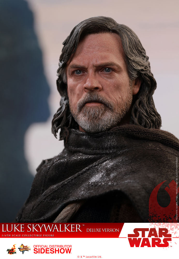Hot Toys Luke Skywalker Deluxe Version Star Wars: The Last Jedi - Movie Masterpiece Series - Sixth Scale Figure - Collectors Row Inc.