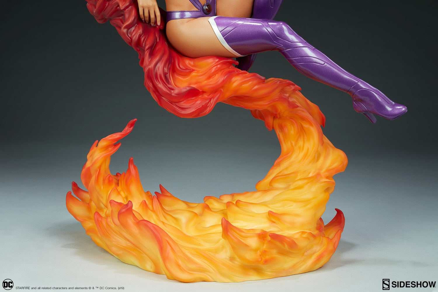 Starfire Premium Format Figure - Collectors Row Inc.