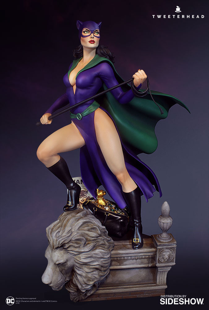 Catwoman Super Powers Maquette EXCLUSIVE Edition - Collectors Row Inc.