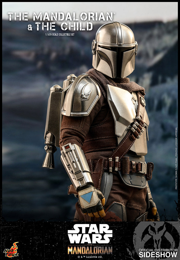 The Mandalorian and The Child Collectible Sixth Scale Set