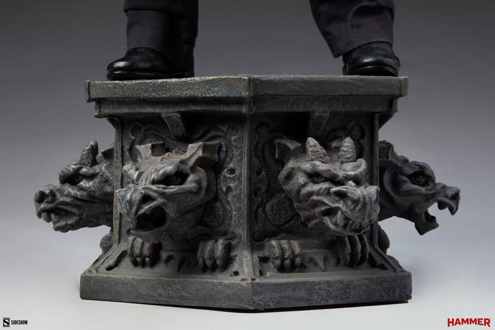 Van Helsing Premium Format Figure