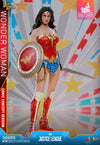 Hot Toys Wonder Woman Comic Concept Version Sixth Scale Figure - Collectors Row Inc.