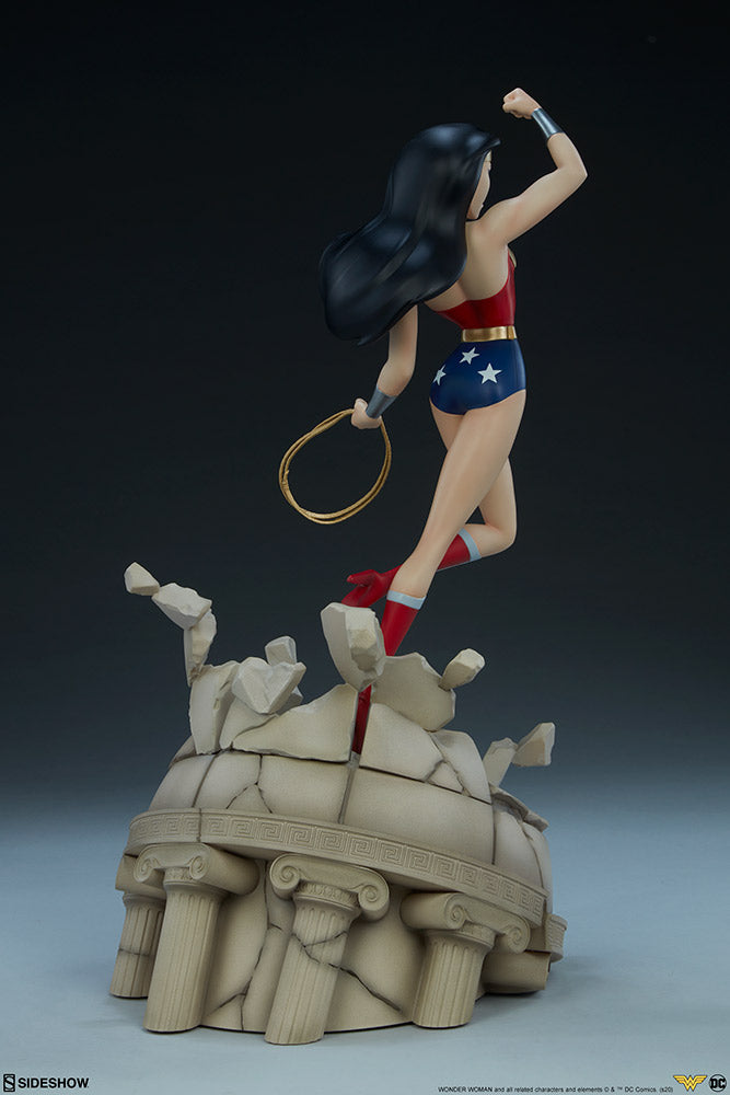Wonder Woman DC Comics Animated Series Collection Statue by Sideshow Collectibles - Collectors Row Inc.