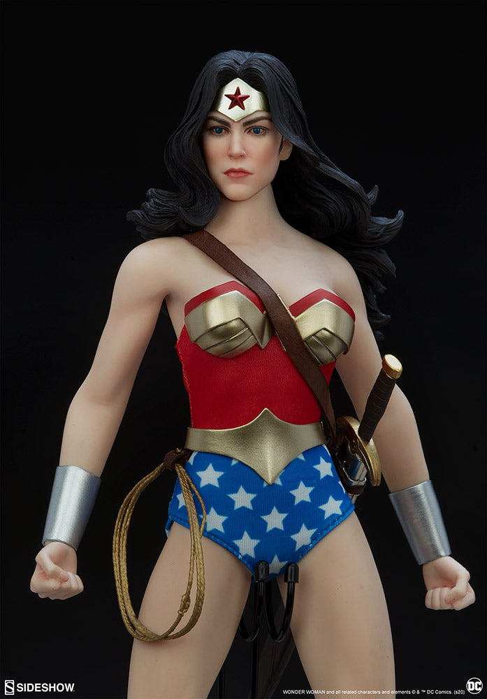 Wonder Woman Sixth Scale Figure - Collectors Row Inc.