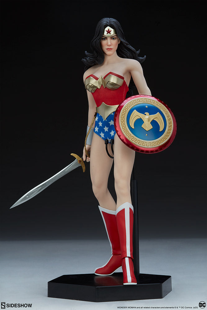 Wonder Woman Sixth Scale Figure - Collectors Row Inc.