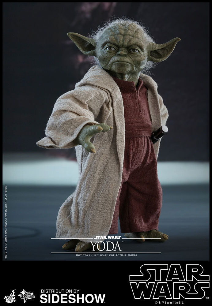 Hot Toys Yoda Ep II: Attack of the Clones - Movie Masterpiece Series - Sixth Scale Figure - Collectors Row Inc.